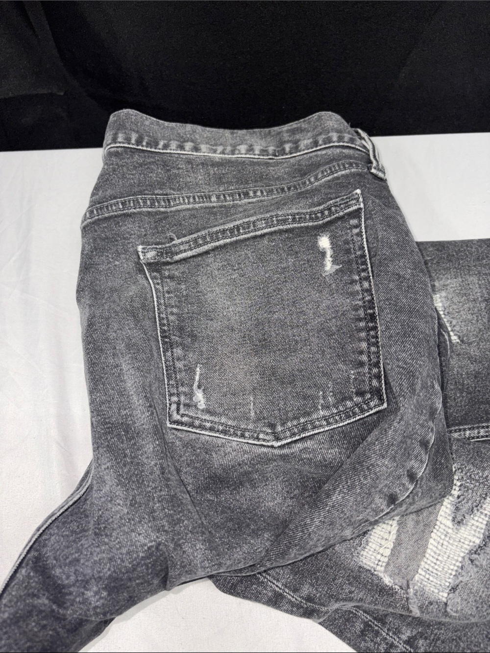 Old navy - Picture 2 of 4